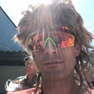 Meet your Posher, Larry